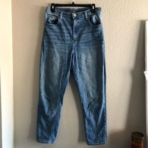 BDG Girlfriend Jeans